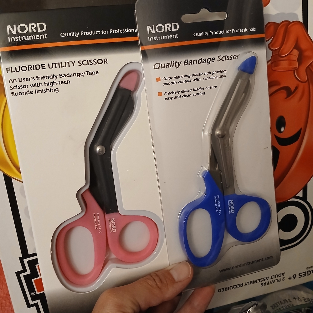 5.5" bandage scissors